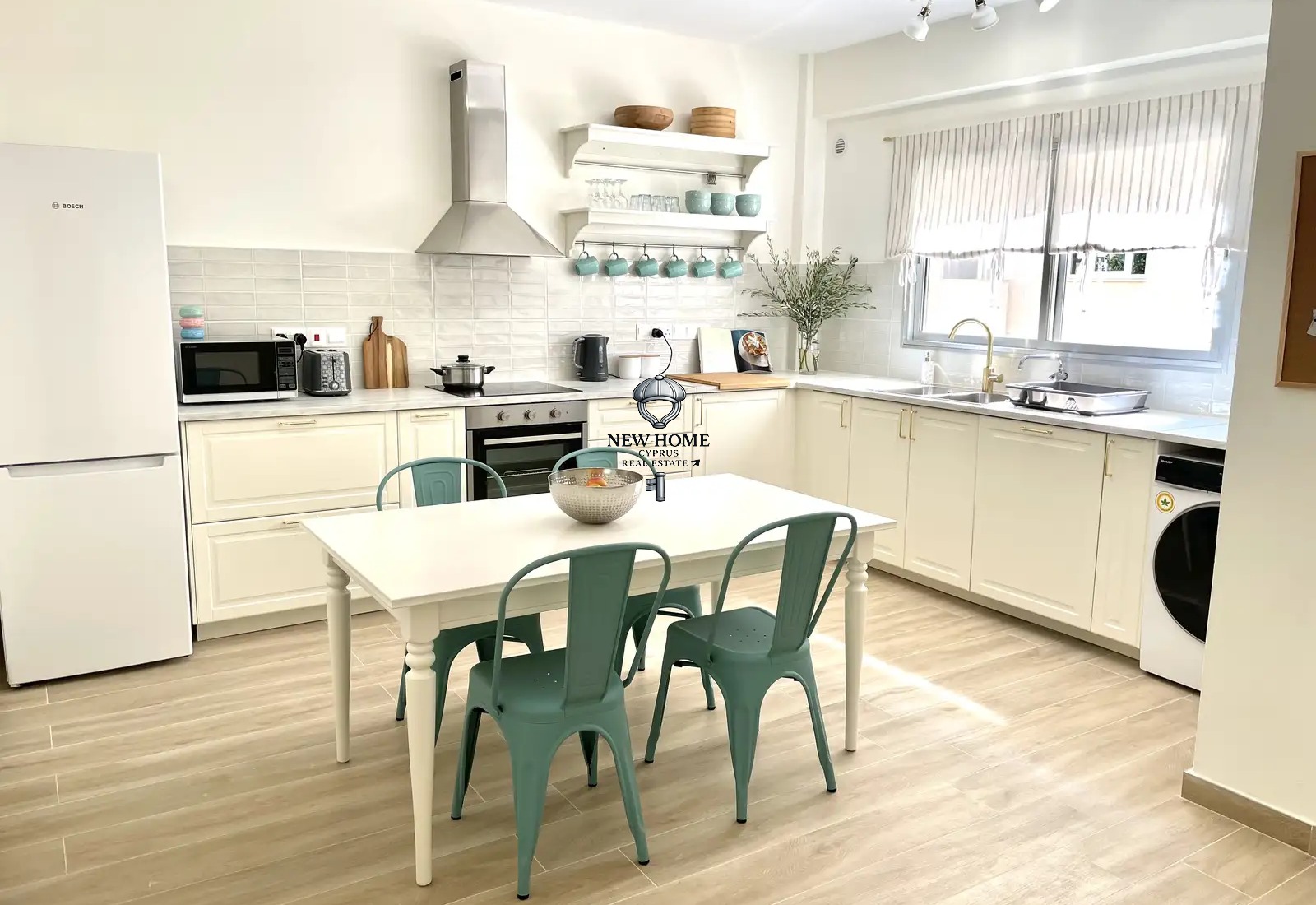 Апартаменты, 3 сп., Neapolis, Лимассол