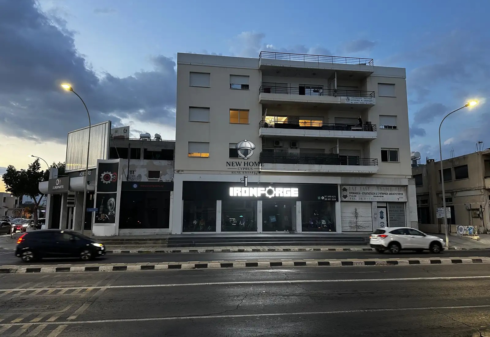 2-Bedroom Apartment, Limassol - Agios Georgios, Лимассол