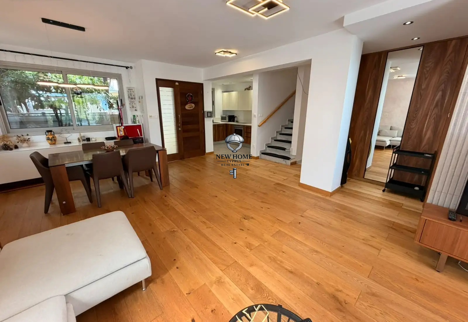 4-Bedroom Semi-detached house, Agios Tychon Tourist Area, Лимассол